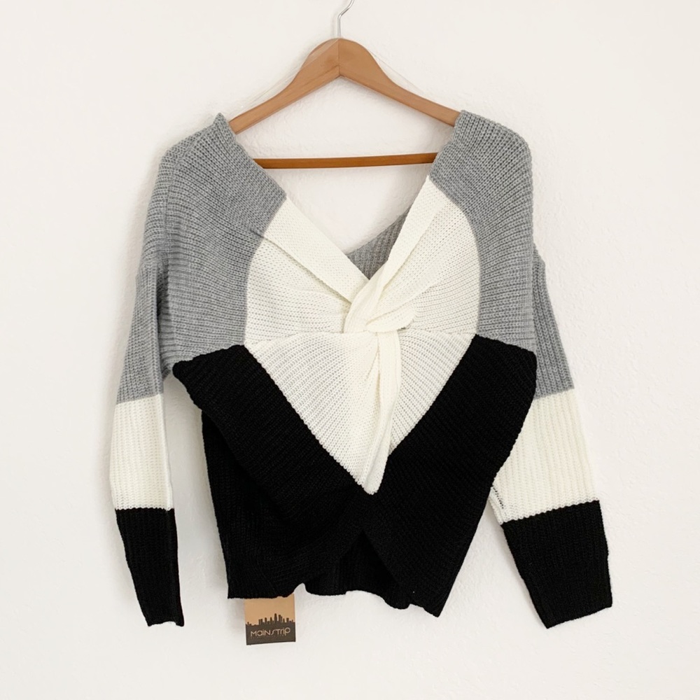 Twist Sweater - Picture 9 of 12